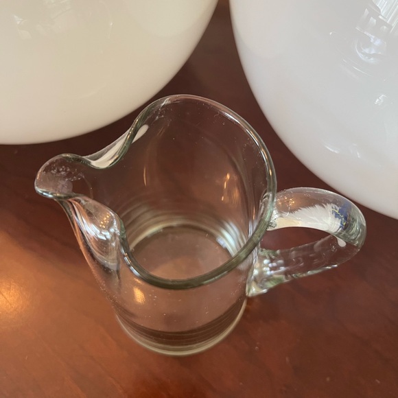 Small MCM Pitcher - Picture 3 of 6